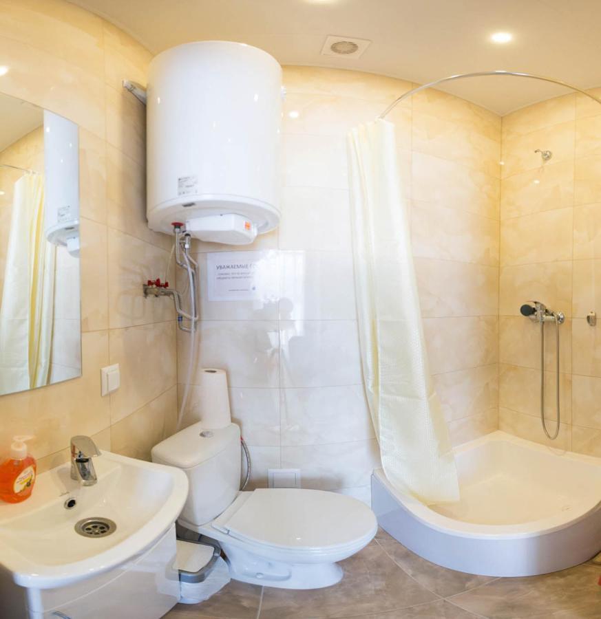 Modern Apartments In The Centre - Kuznechna Str. 26/4 Kharkiv Bagian luar foto