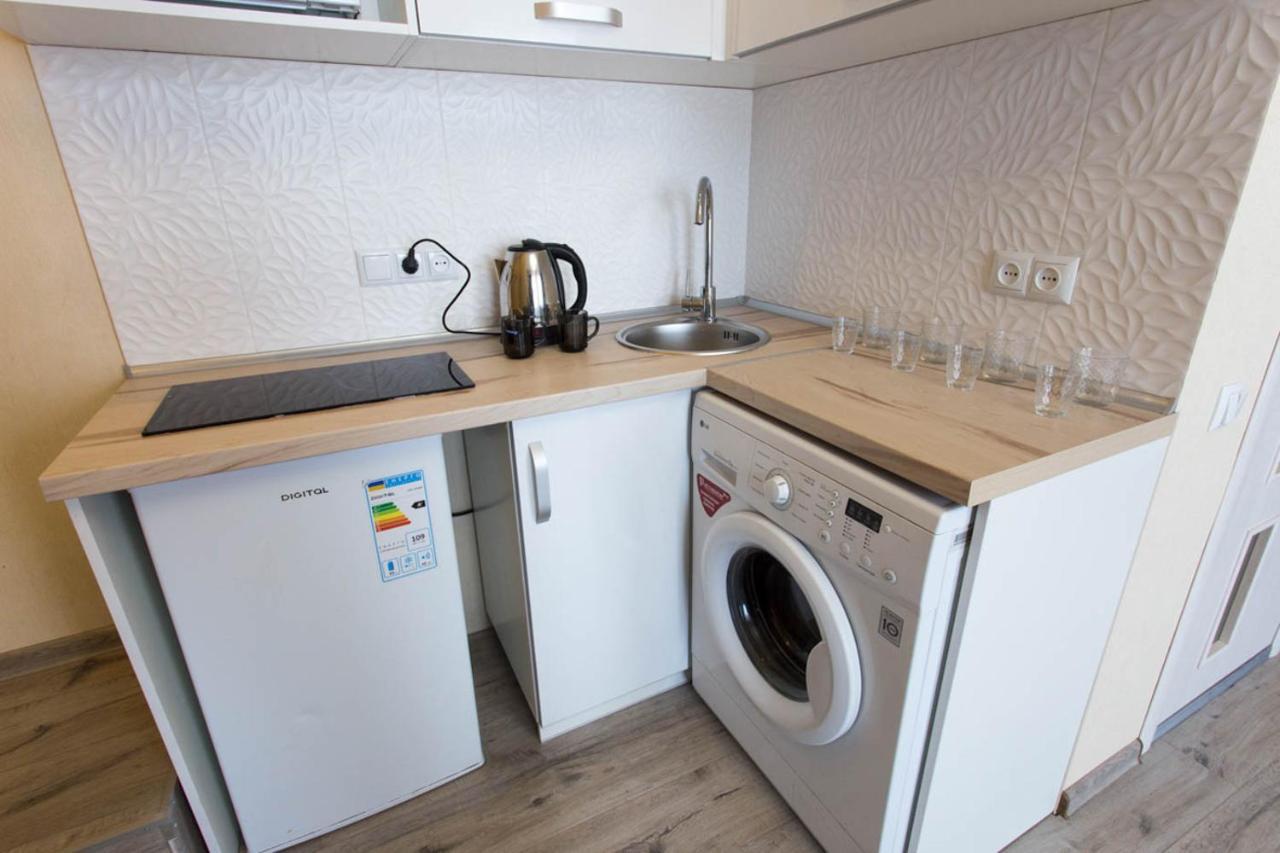 Modern Apartments In The Centre - Kuznechna Str. 26/4 Kharkiv Bagian luar foto