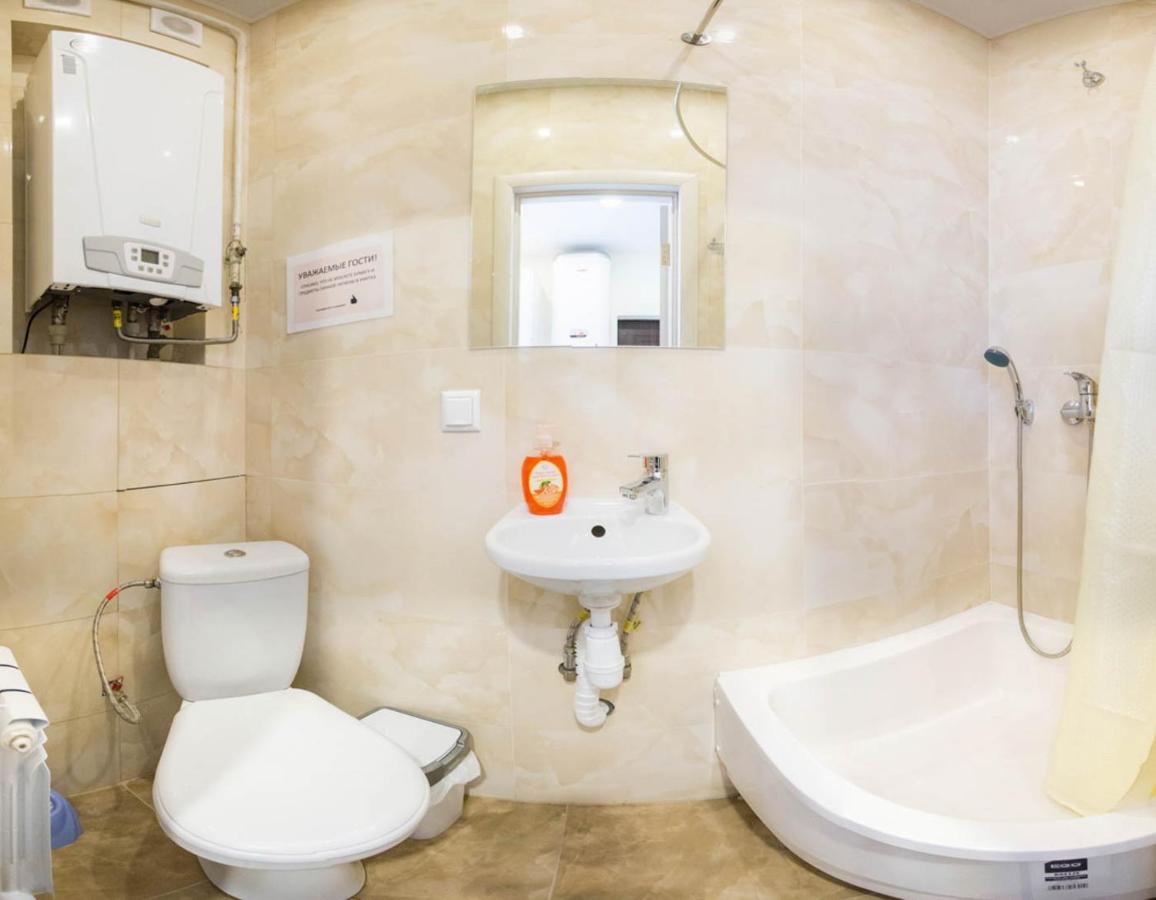 Modern Apartments In The Centre - Kuznechna Str. 26/4 Kharkiv Bagian luar foto