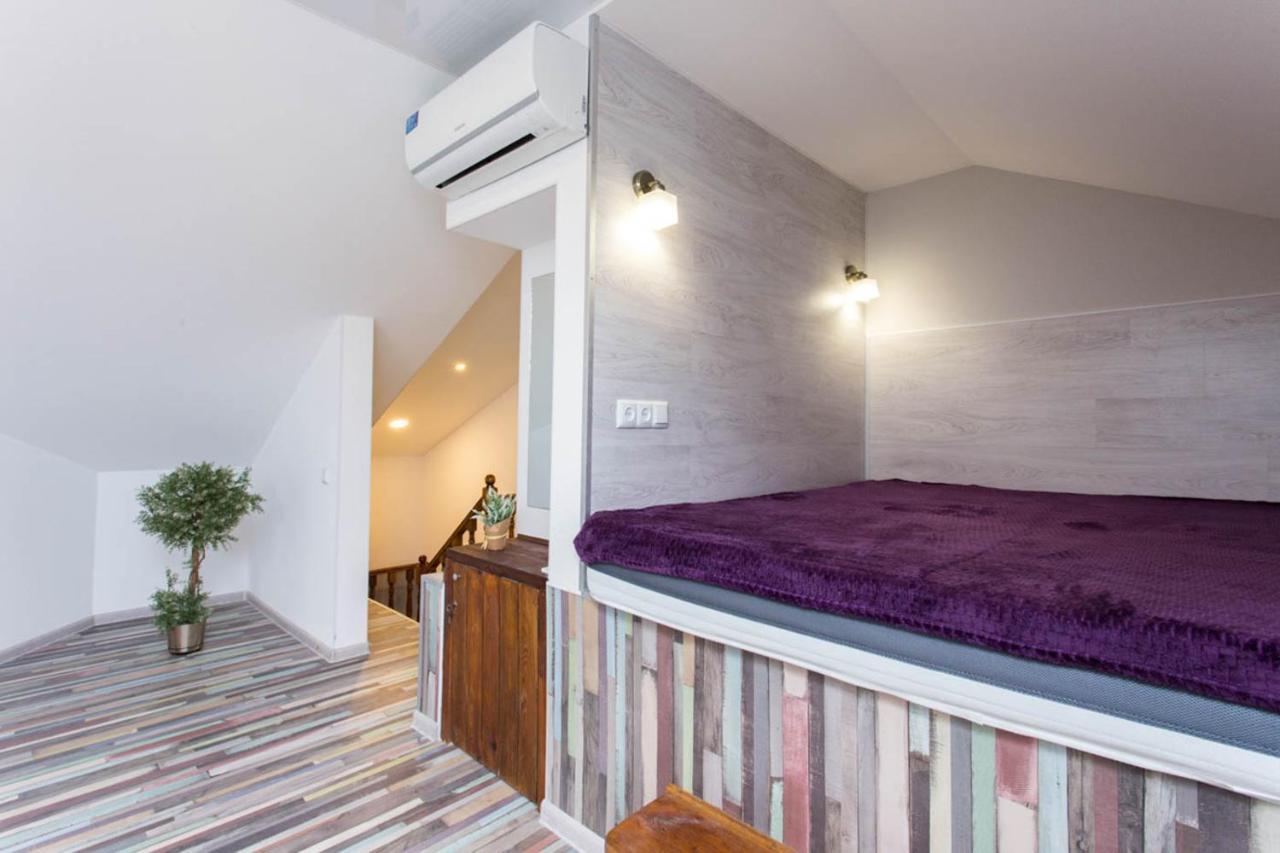 Modern Apartments In The Centre - Kuznechna Str. 26/4 Kharkiv Bagian luar foto