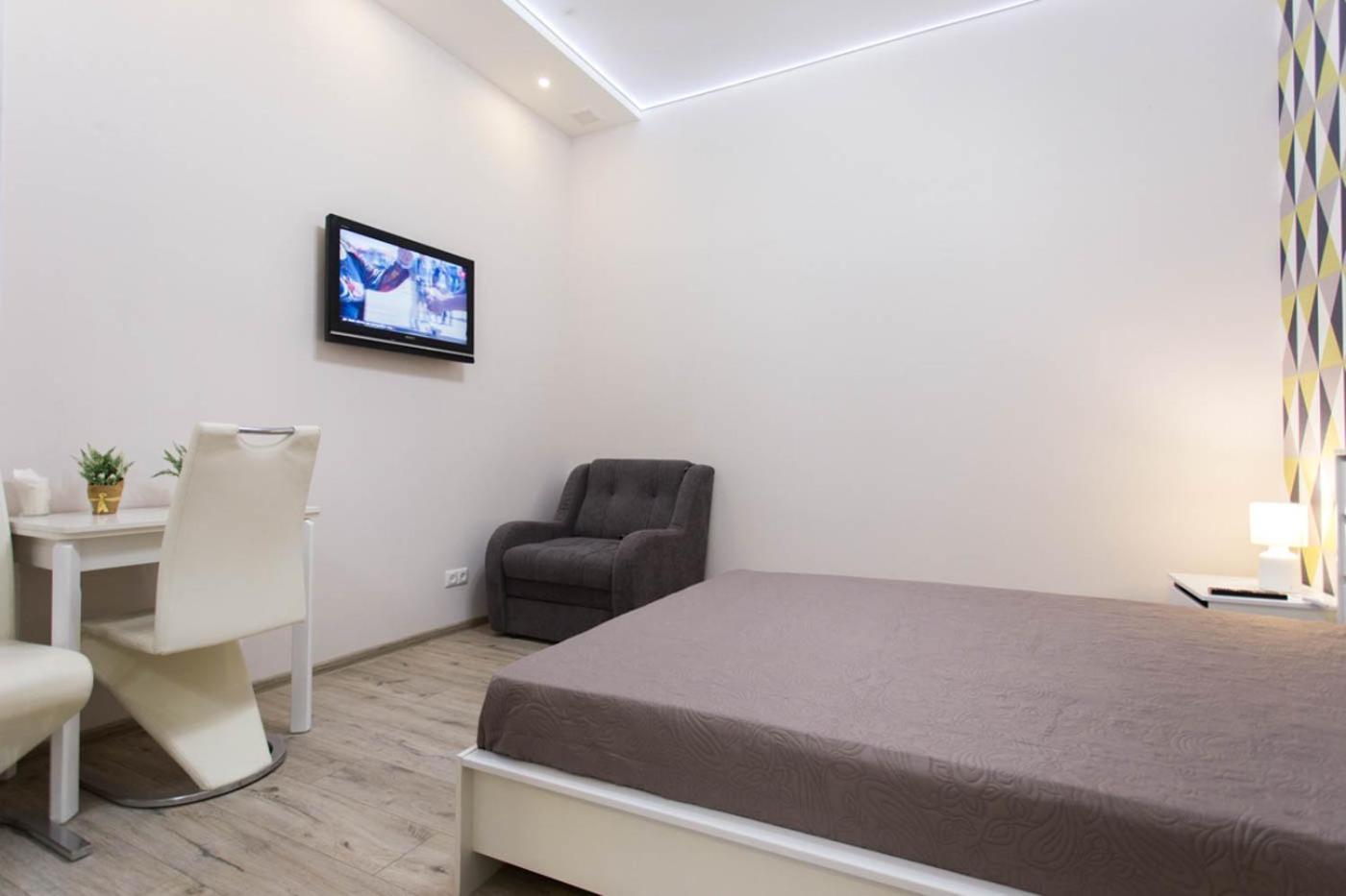 Modern Apartments In The Centre - Kuznechna Str. 26/4 Kharkiv Ruang foto