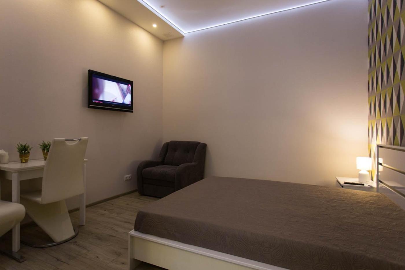 Modern Apartments In The Centre - Kuznechna Str. 26/4 Kharkiv Ruang foto